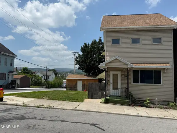 720 4th Avenue, Altoona, PA 16602