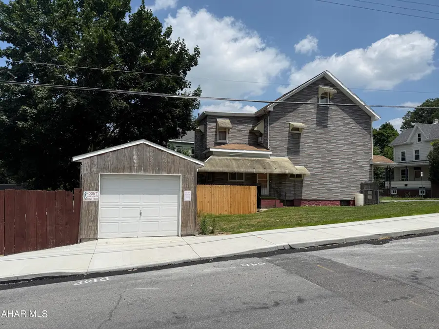 720 4th Avenue, Altoona, PA 16602 - #3