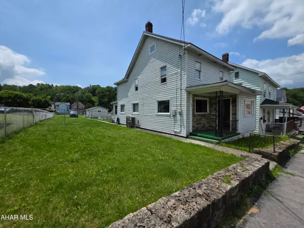 126 Forest Street, Gallitzin, PA 16641
