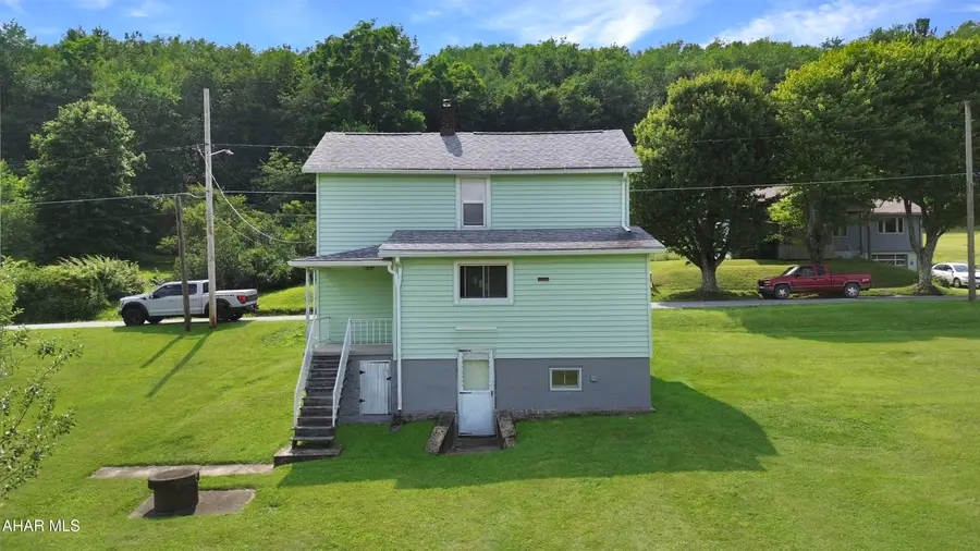 318 Sterling Avenue, Nanty Glo, PA 15943 - #3