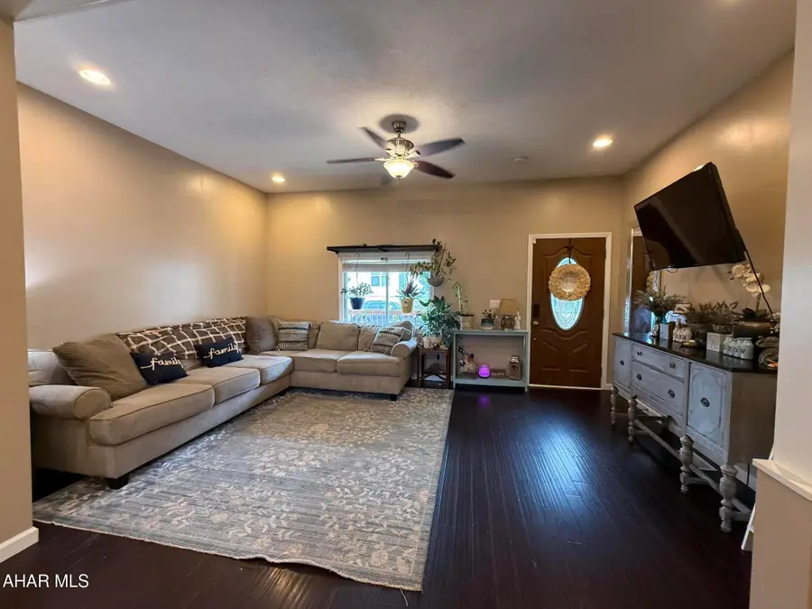 207 Howard Avenue, Altoona, PA 16601 - #3