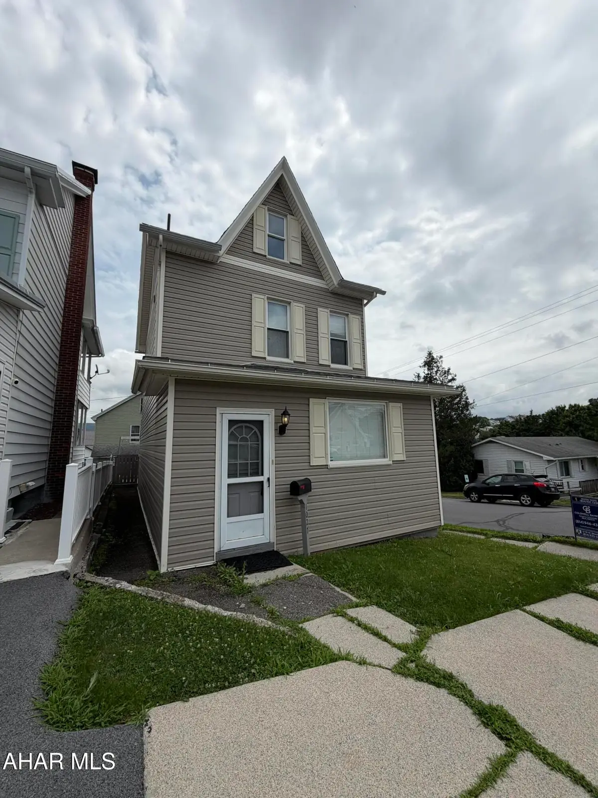 1027 23rd Avenue, Altoona, PA 16601 - #1