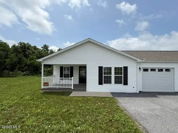 1044 Oak Terrace Drive, Martinsburg, PA 16662