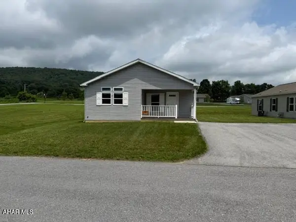 1047 Oak Terrace Drive, Martinsburg, PA 16662