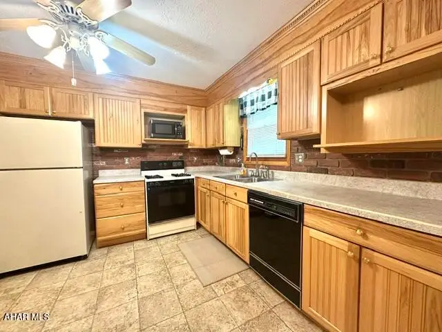 3600 Maple Avenue, Altoona, PA 16601 - #2