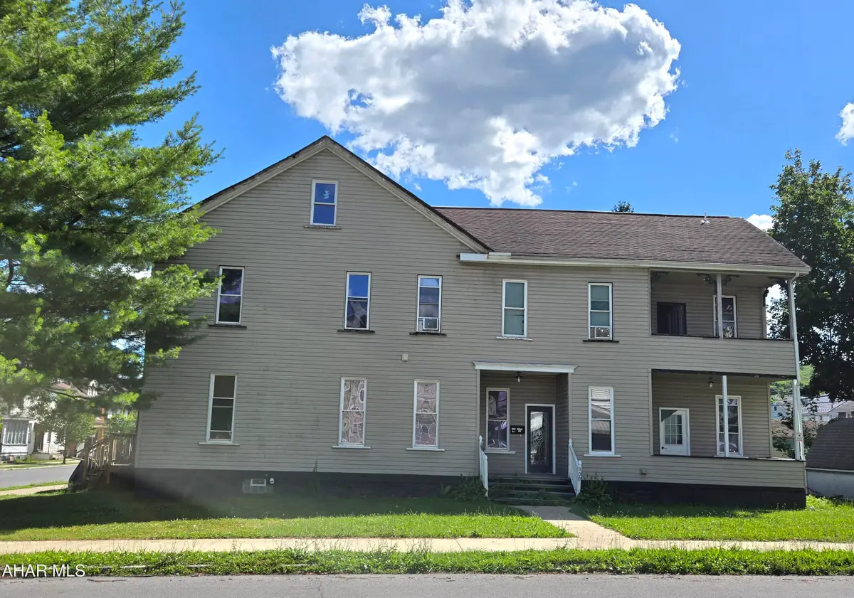 3000 Broad Avenue, Altoona, PA 16601 - #1