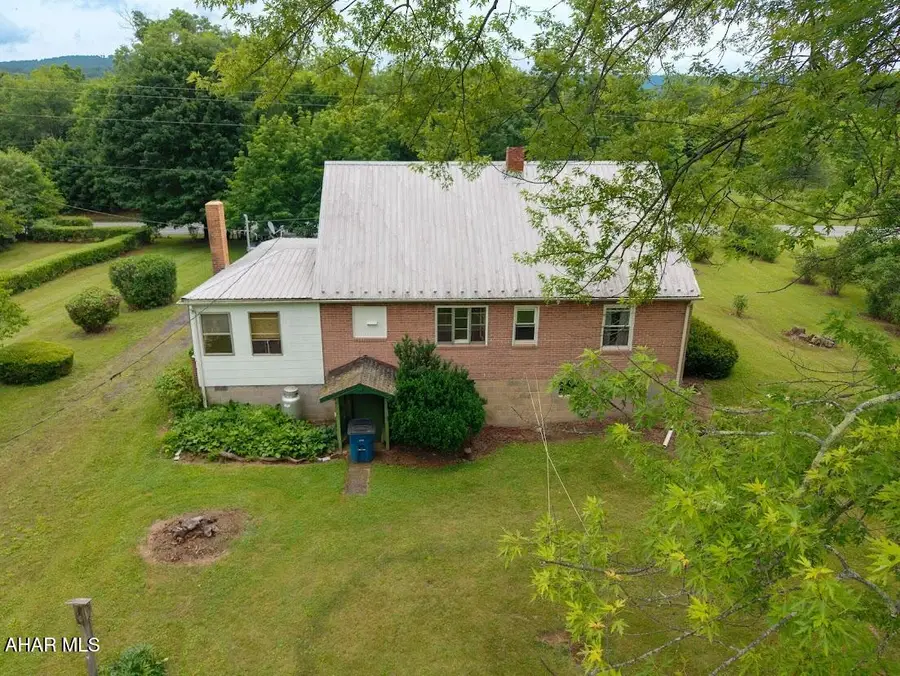 5493 Bedford Valley Road, Bedford, PA 15522 - #2