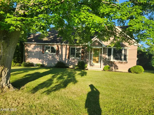 4730 Cortland Road, New Paris, PA 15554