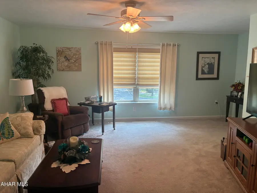 510 S Terrace Drive, Altoona, PA 16602 - #3