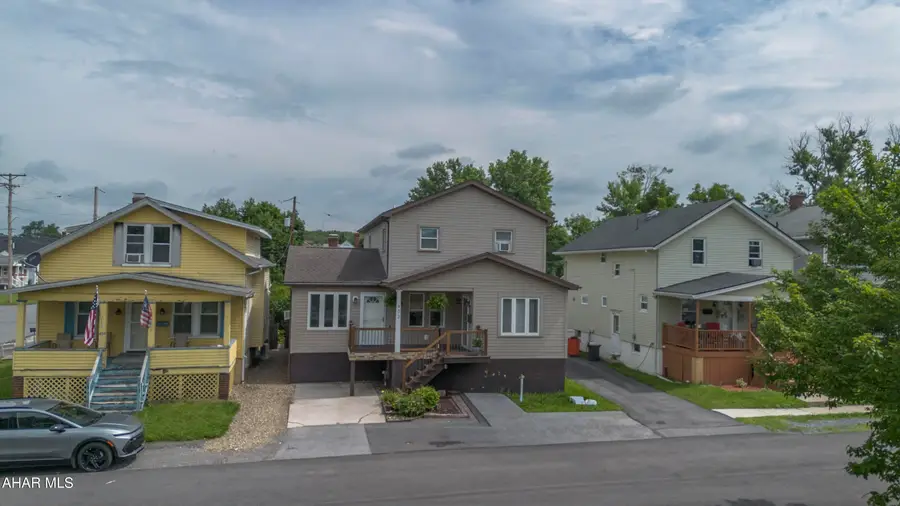 403 Hemlock Street, Altoona, PA 16602 - #3