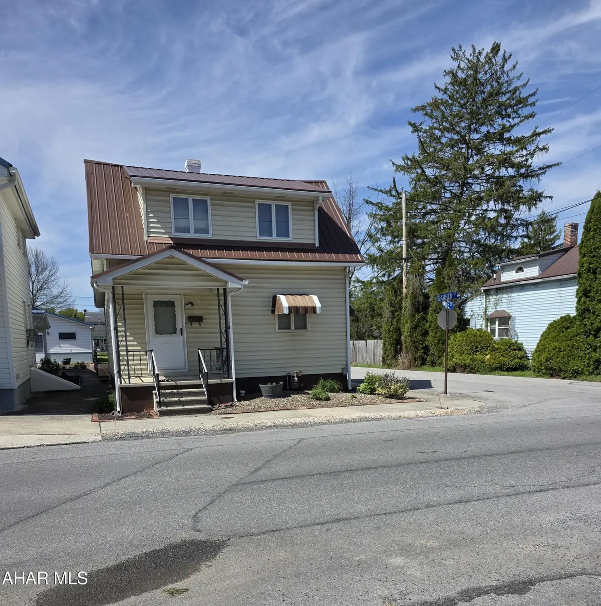 323 Garber Street, Hollidaysburg, PA 16648 - #1