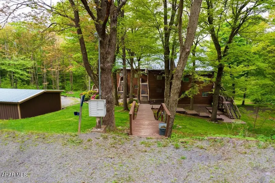 110 Moss Creek Drive, Portage, PA 15946 - #2