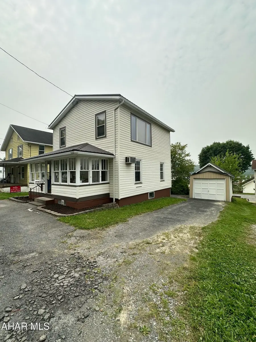 440 Wharton Avenue, Altoona, PA 16602 - #2