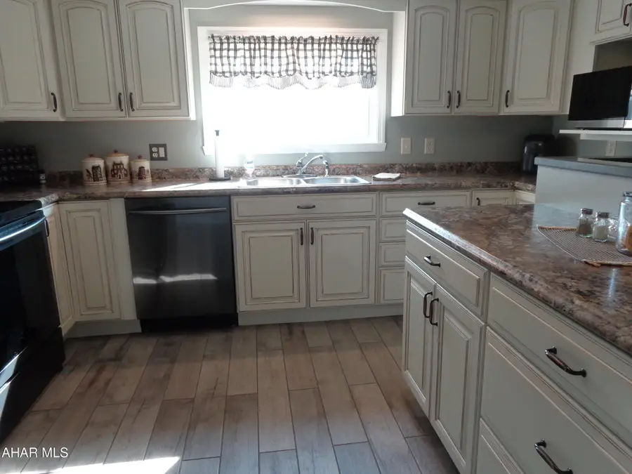 307 Klein Road, Hollidaysburg, PA 16648 - #2