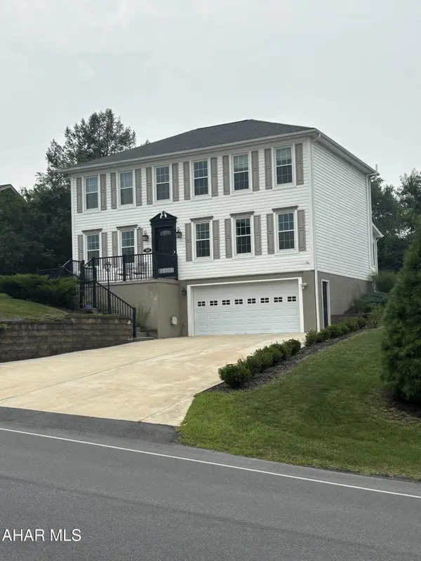 984 Newry Lane, Duncansville, PA 16635