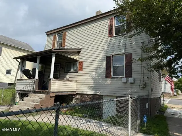 620 Blair Street, Hollidaysburg, PA 16648 - #2