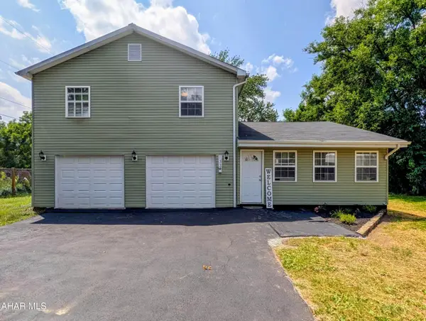 133 E Liberty Street, Bedford, PA 15522
