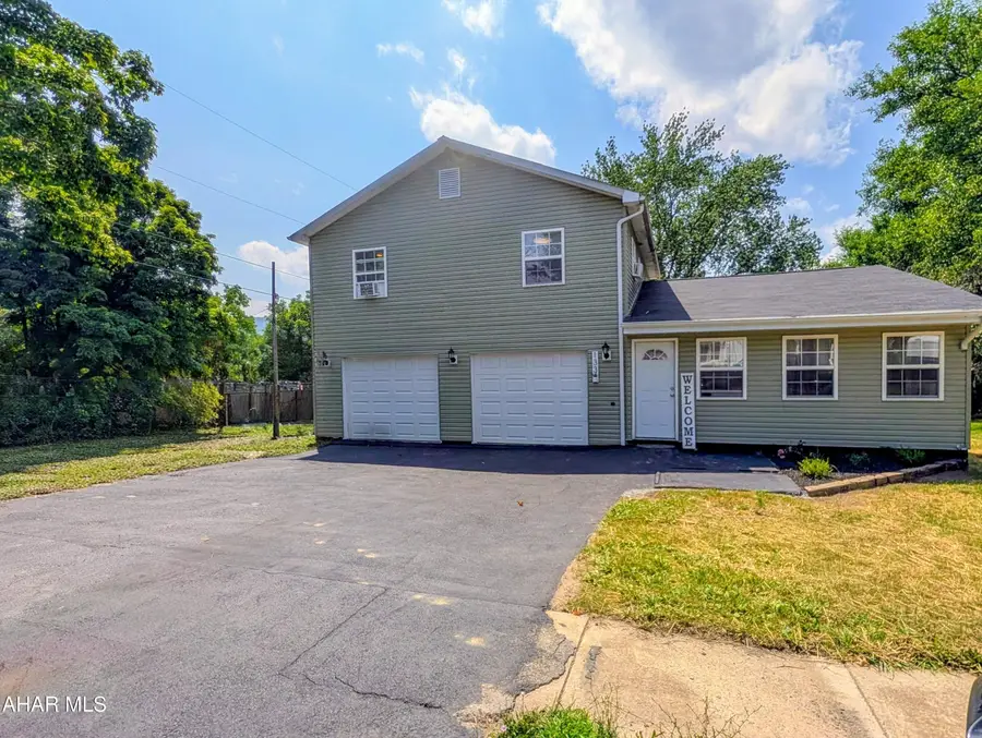 133 E Liberty Street, Bedford, PA 15522 - #2