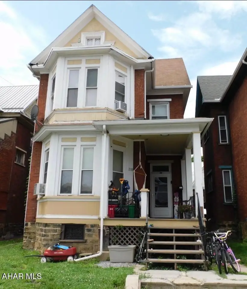 2108 W Chestnut Avenue, Altoona, PA 16601 - #1