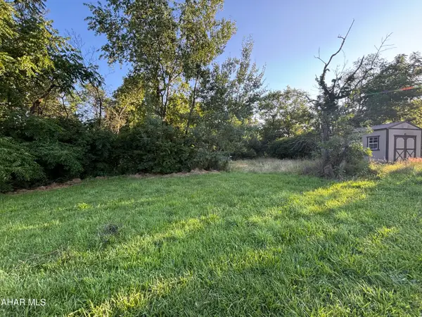 924-930 N 6th Avenue, Altoona, PA 16601