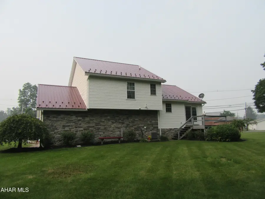 920 N Cambria Street, Bellwood, PA 16617 - #2