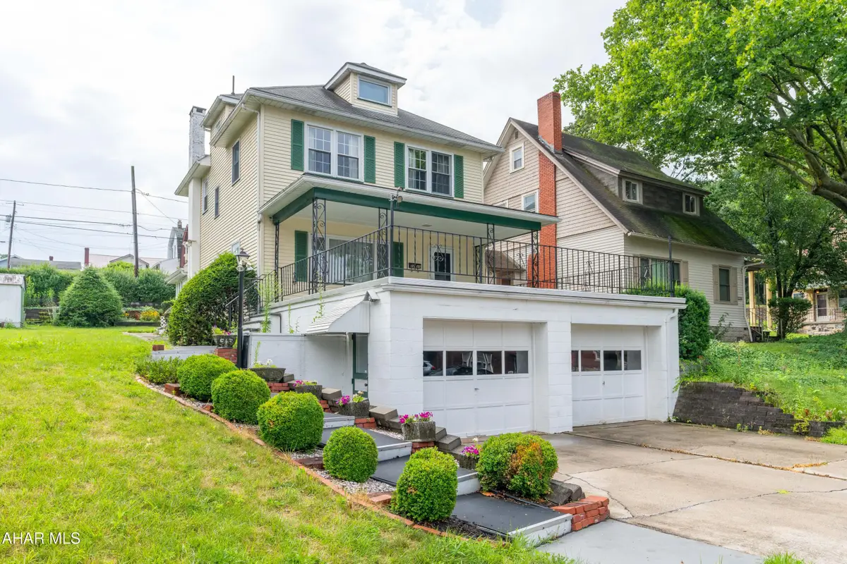 2231 2nd Avenue, Altoona, PA 16602 - #1