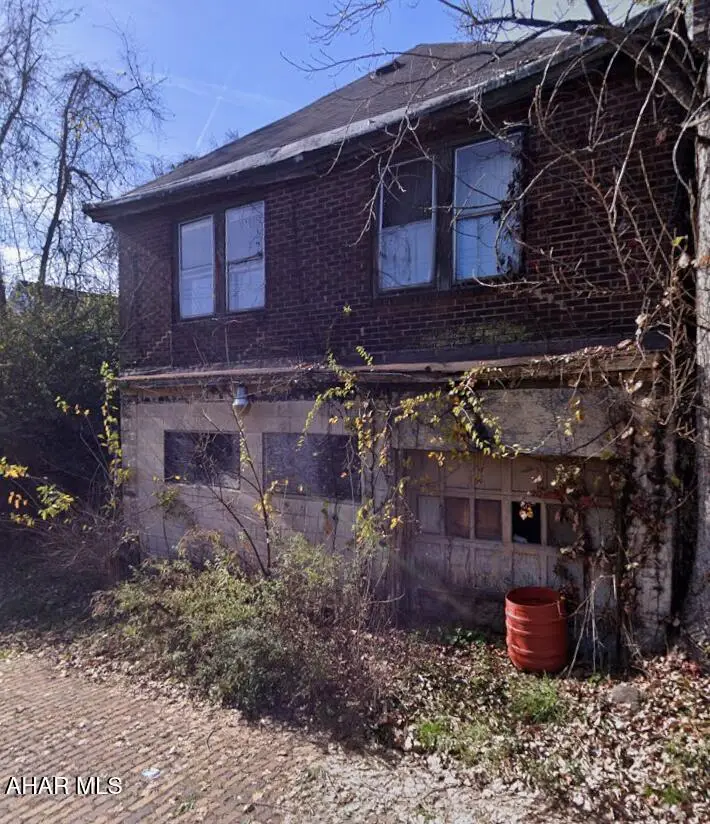 322 Cedar Street, Duquesne, PA 15110 - #1
