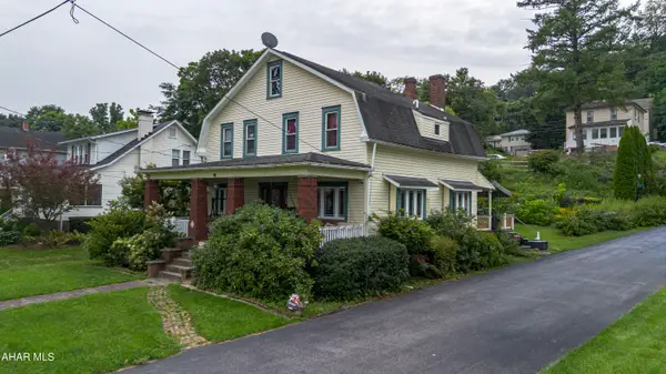 108 Wordsworth Avenue, Altoona, PA 16602