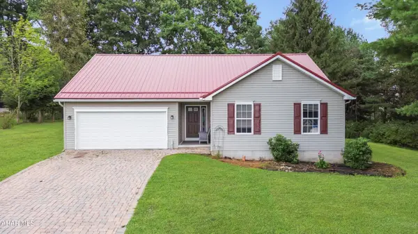 168 Playhouse Lane, Loretto, PA 15940