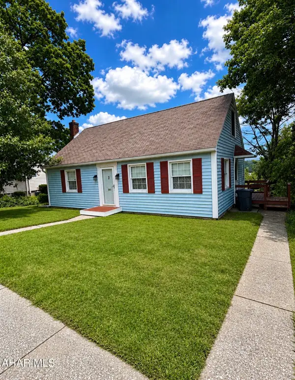 3811 Broad Avenue, Altoona, PA 16601