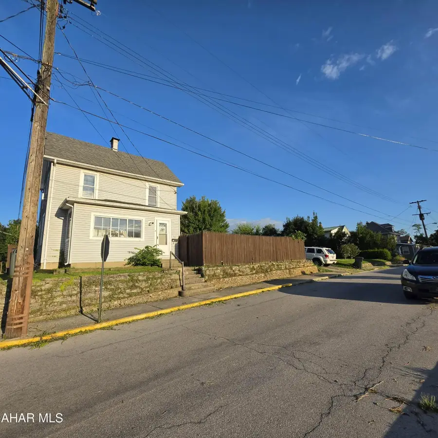 701 Sugar Street, Roaring Spring, PA 16673 - #2