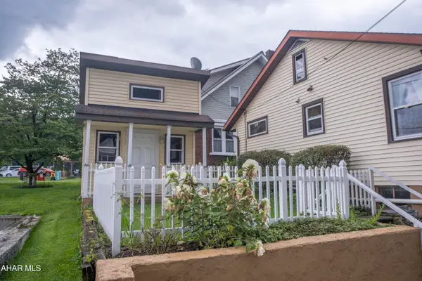 215 Spring Street, Williamsburg, PA 16693