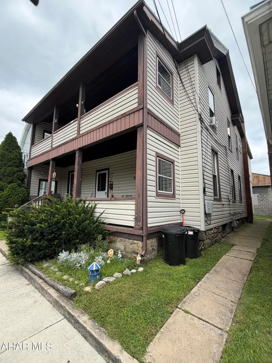 320 W 15th Street, Tyrone, PA 16686 - #3