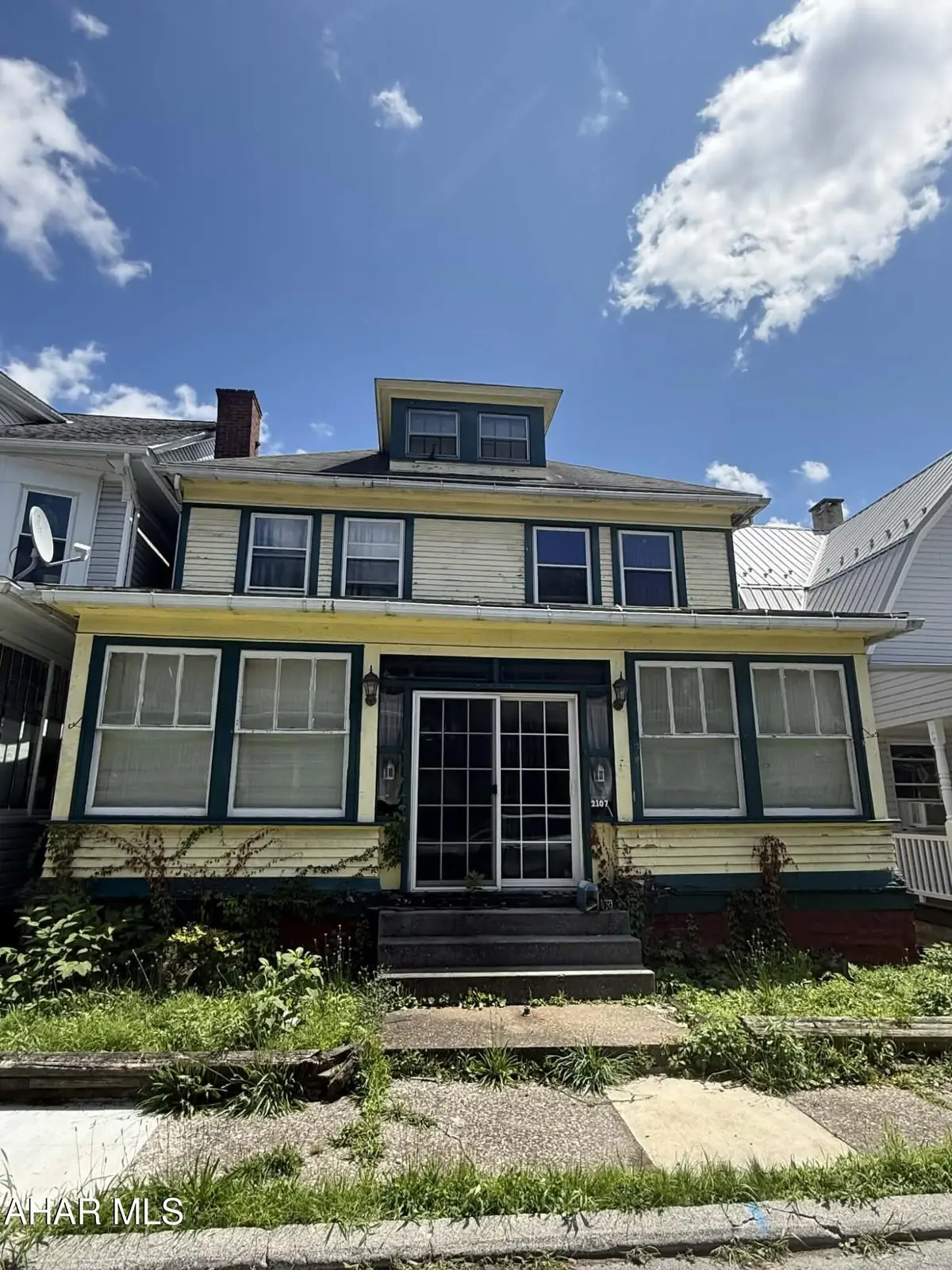 2107 Maple Avenue, Altoona, PA 16601 - #1