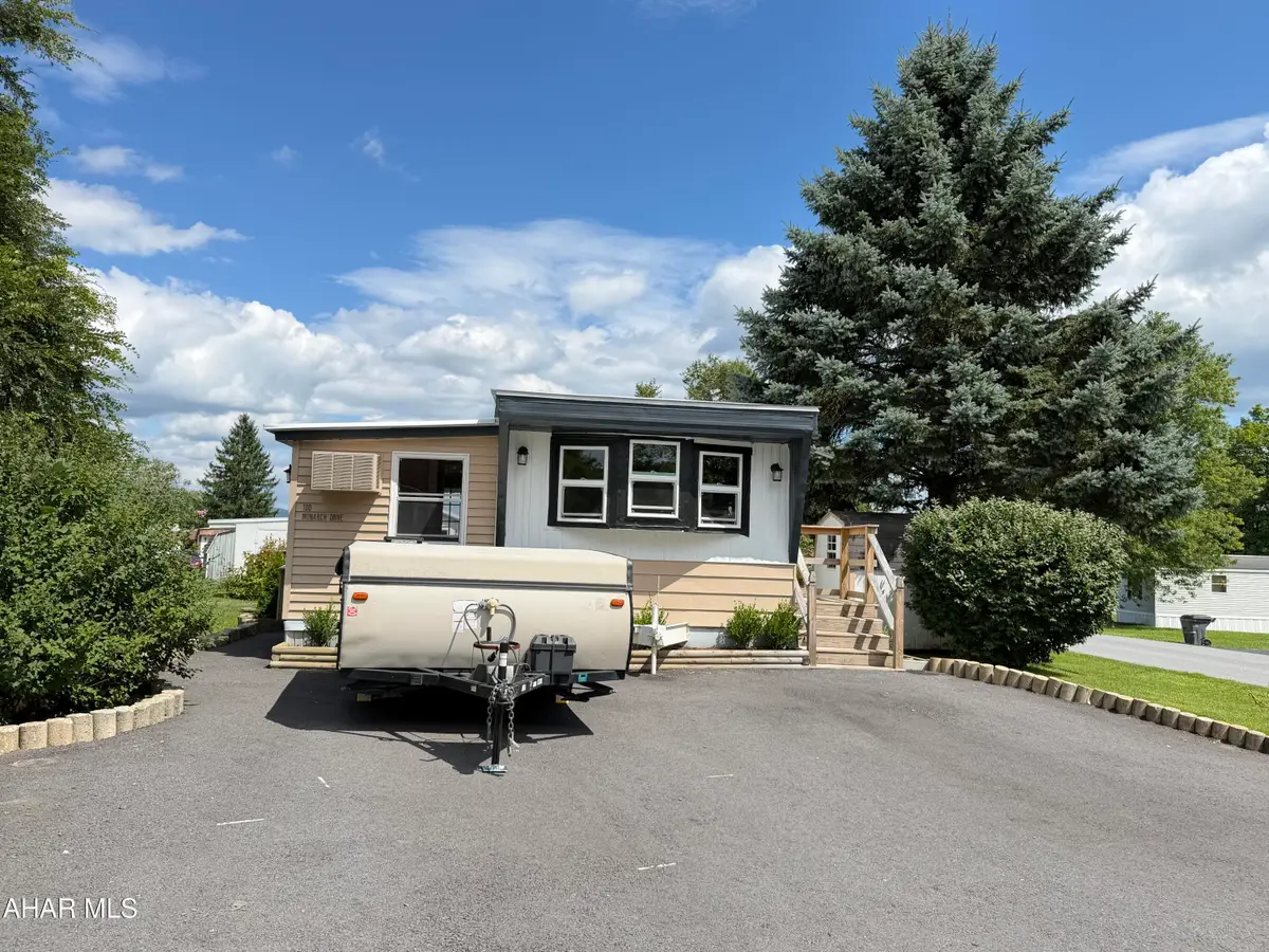 100 Monarch Drive, Duncansville, PA 16635 - #1