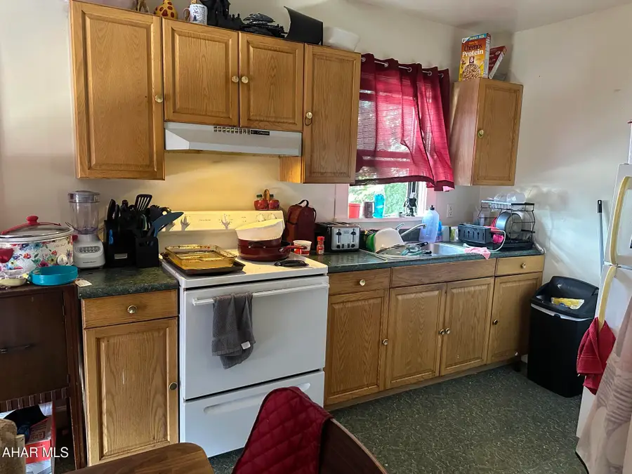 1528 19th Avenue, Altoona, PA 16601 - #2