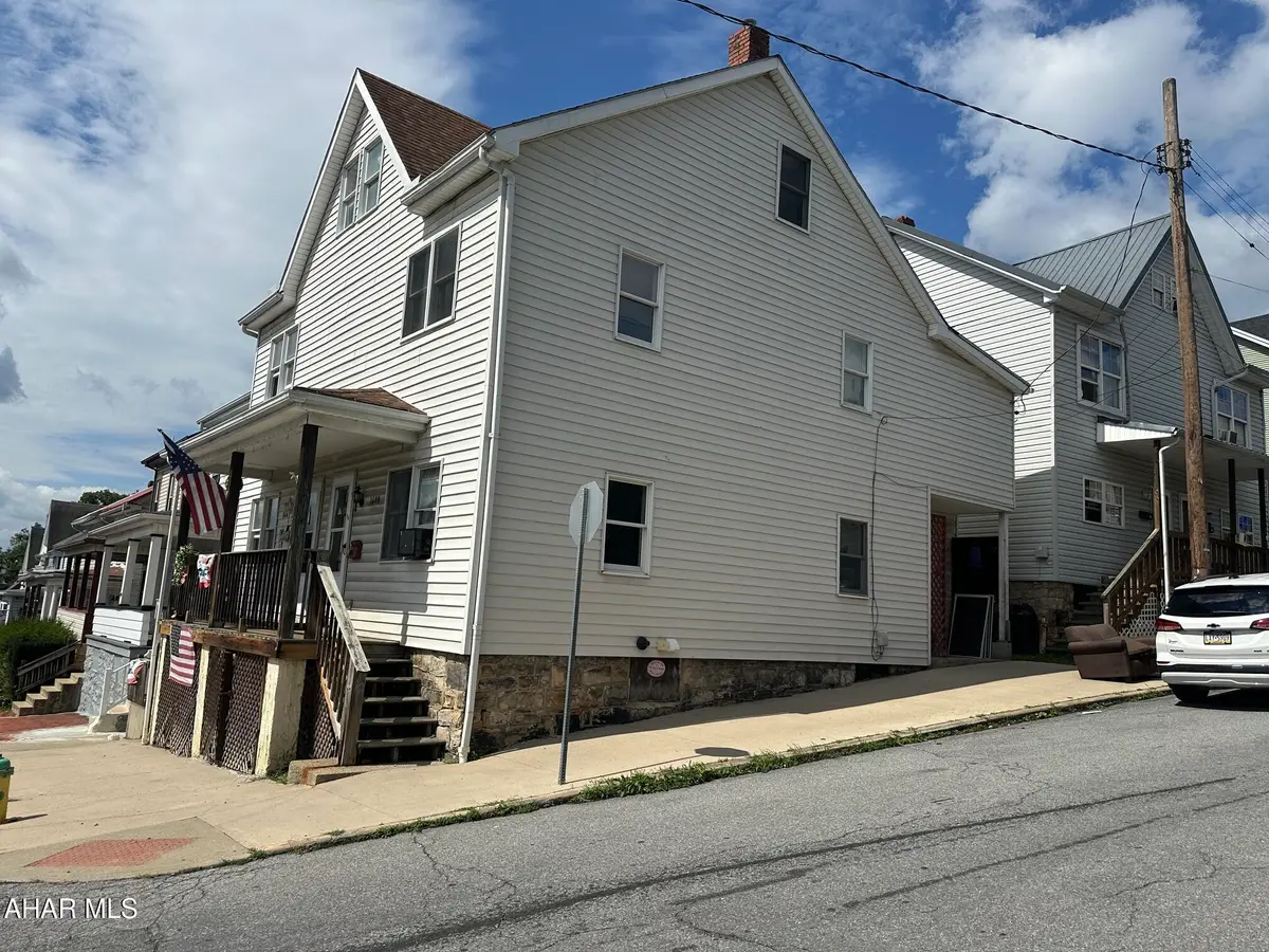 1600-02 1st Avenue, Altoona, PA 16602 - #1