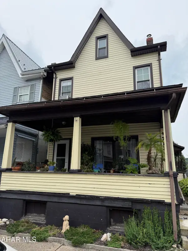 713 N 6th Avenue, Altoona, PA 16601