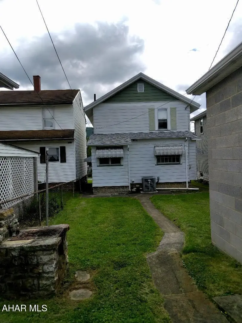 1922 Hudson Avenue, Altoona, PA 16602 - #2