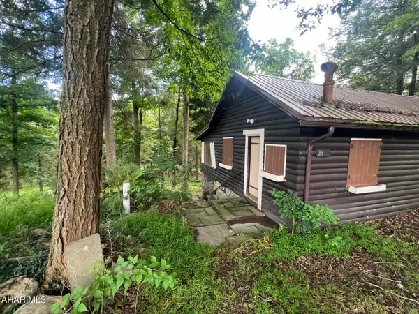 2445-2447 Kettle Road, Altoona, PA 16601