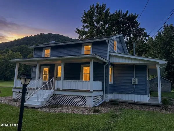 8593 Raystown Road, Saxton, PA 16678