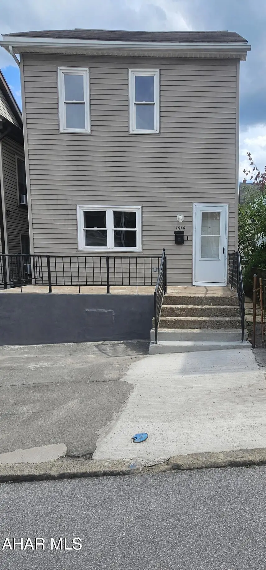 1019 18th Avenue, Altoona, PA 16601 - #1