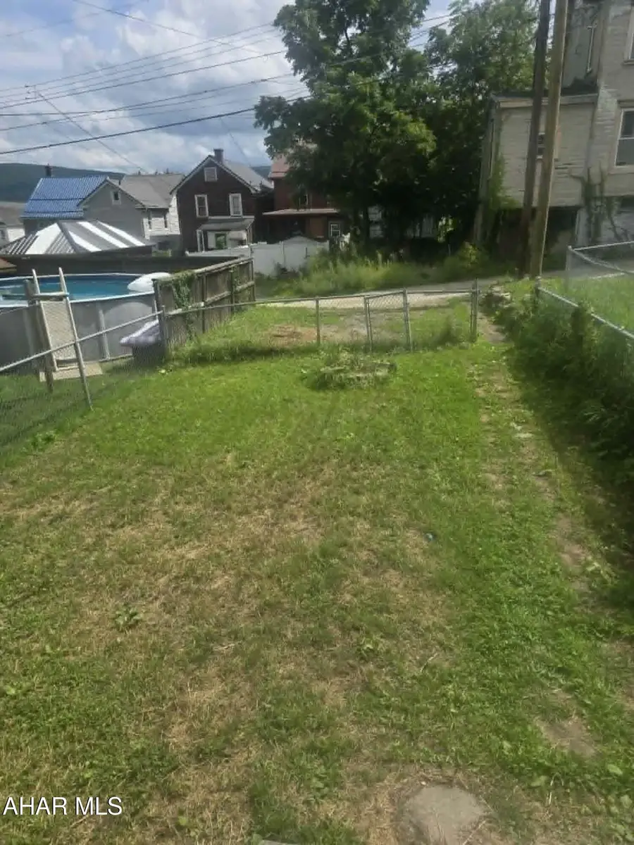 1019 18th Avenue, Altoona, PA 16601 - #3