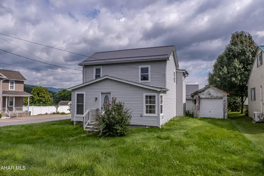 1306 Liberty Street, Saxton, PA 16678 - #2