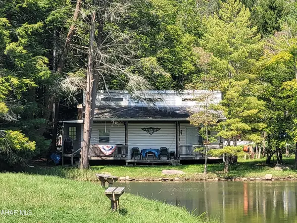 101 Lake Side Circle, Flinton, PA 16640