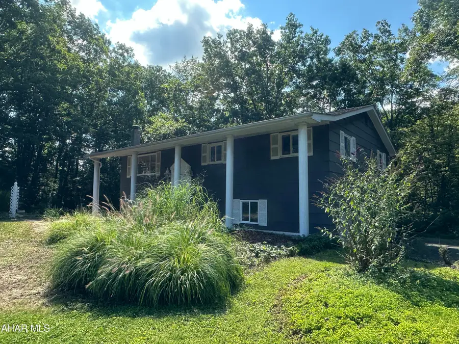 1097 Hoovers Lane, Tyrone, PA 16686 - #2