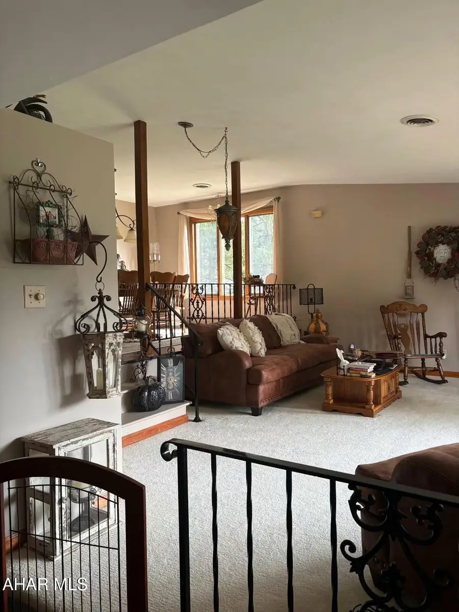 1871 Dixie Lane, Altoona, PA 16602 - #2
