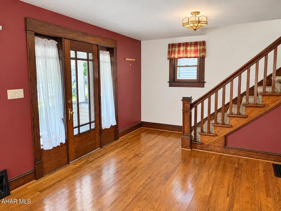 220 Bedford Street, Hollidaysburg, PA 16648 - #3