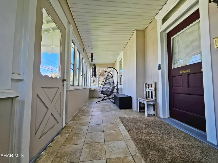 204 Garber Street, Hollidaysburg, PA 16648 - #3
