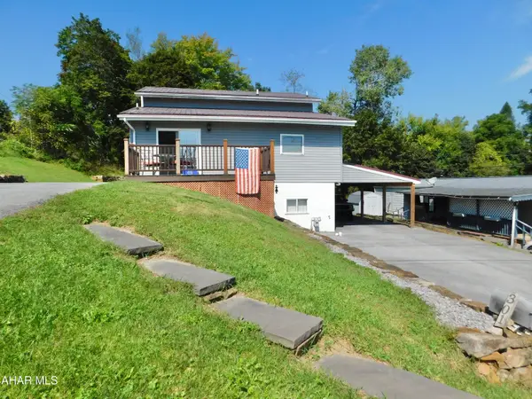 301 N 13th Avenue, Altoona, PA 16601